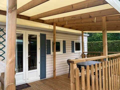 MOBILHOME 4 personnes - AULUS : 1 salle d'eau sans terrasse couverte