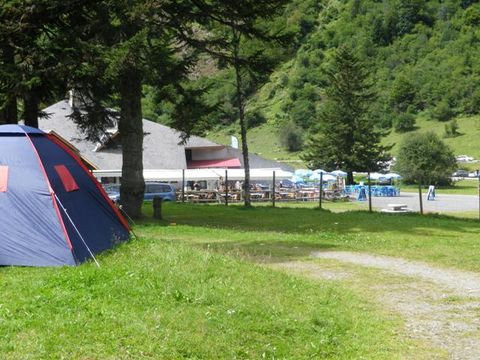 Camping Lac D'estaing - Camping Hautes-Pyrenees