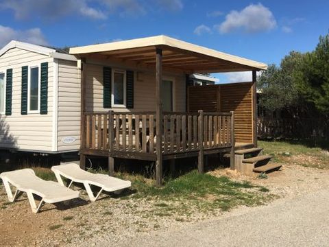 Mobilhome 4 personnes - Top Alto premium 29m² - 2 chambres - Terrasse semi-couverte 11m² +TV - Lave vaisselle - Clim+wifi