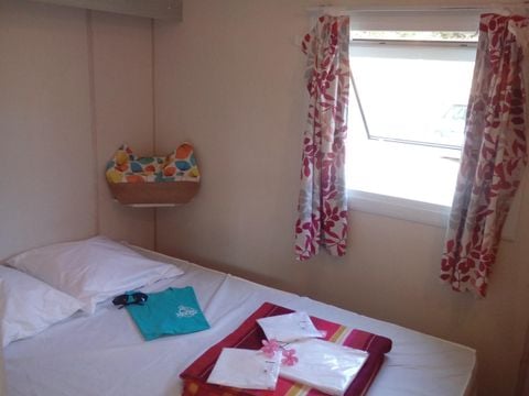 MOBILHOME 4 personnes - Bambi 16m², 2 chambres (sans sanitaires)