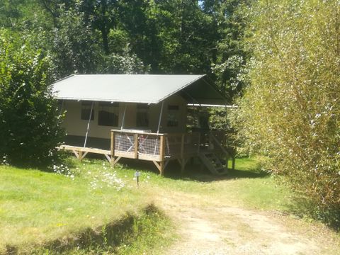 TENTE TOILE ET BOIS 5 personnes - Tente SAFARI LODGE NATURE 42m²/ 2 chambres - terrasse couverte (sans sanitaire privatif)