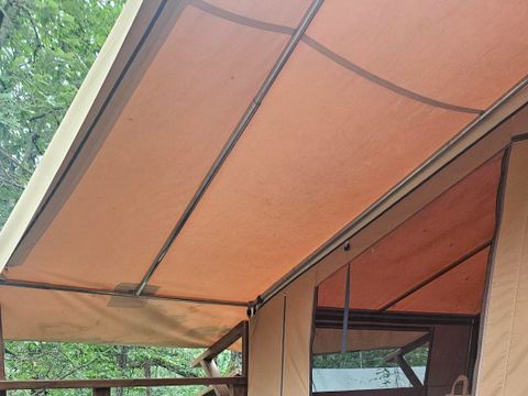 TENTE TOILE ET BOIS 5 personnes - COTTON LODGE NATURE 25m² / 2 chambres - terrasse couverte (sans sanitaires privatifs)