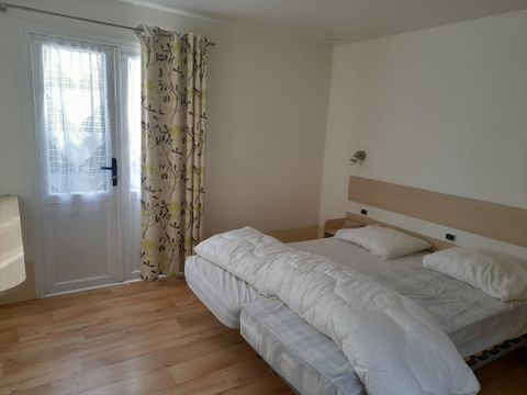 MOBILHOME 4 personnes - VIGNEMALE 2 chambres = draps + serviettes +ménage 4 pers