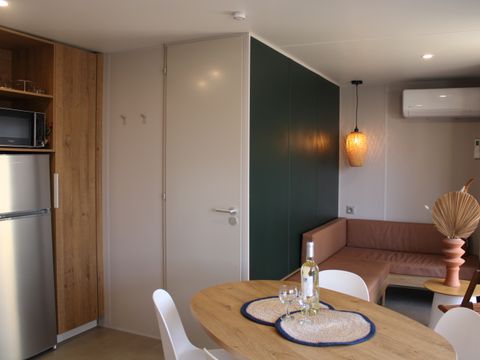 MOBILHOME 4 personnes - Moorea 52 m² - 3 pièces - 2 chambres - Jacuzzi privatif - Climatisation