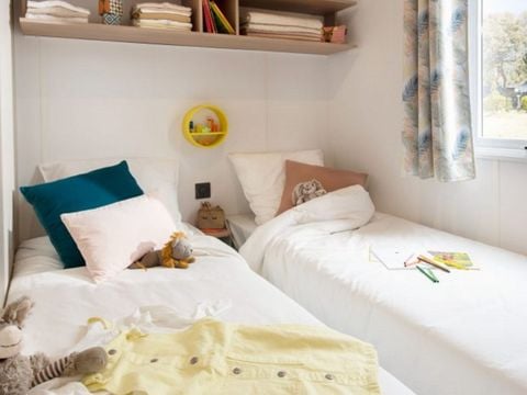 MOBILHOME 6 personnes - Maïao 36 m² - 4 pièces - 3 chambres - Climatisation et TV