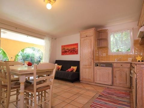 APPARTEMENT 4 personnes - Appartement 2 pièces 40m² - 1 chambre - douche - TV - jacuzzi