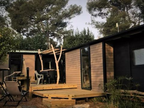 Mobilhome 10 personnes - Cabanon Tribu 5 Pièces 10 Personnes Climatisé + TV