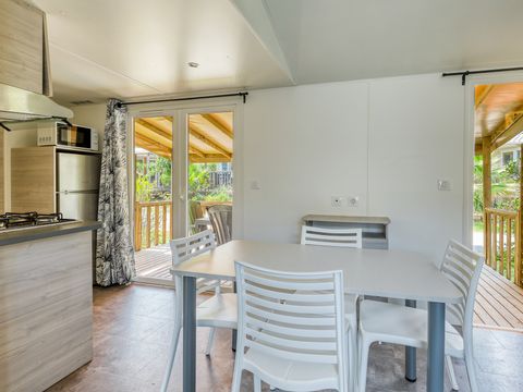 Mobilhome 6 personnes - Mobil Home Le PRADET avec terrasse couverte