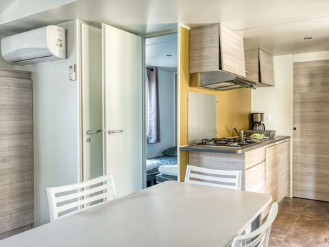 Mobilhome 6 personnes - Mobil Home Le PRADET avec terrasse couverte