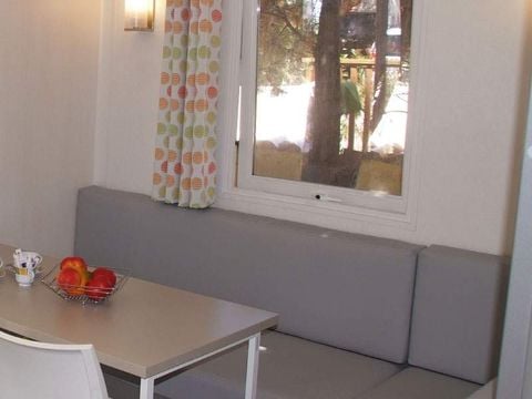 MOBILHOME 4 personnes - Mobil Home Îles D'or - 23m² - 2 chambres + terrasse semi-couverte
