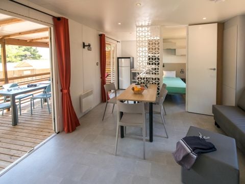 MOBILHOME 8 personnes - 3 chambres - CLIM - LV