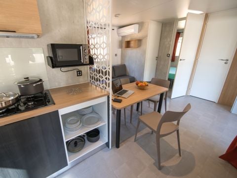 MOBILHOME 8 personnes - 3 chambres - CLIM - LV