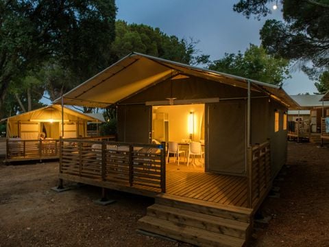 LODGE 4 personnes - 2 chambres