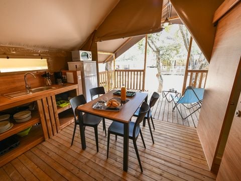 LODGE 4 personnes - 2 chambres