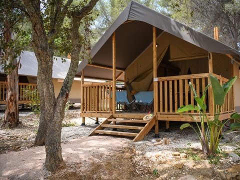 LODGE 4 personnes - 2 chambres