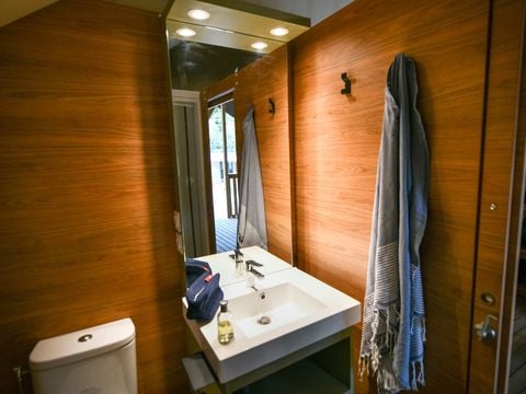 LODGE 4 personnes - 2 chambres