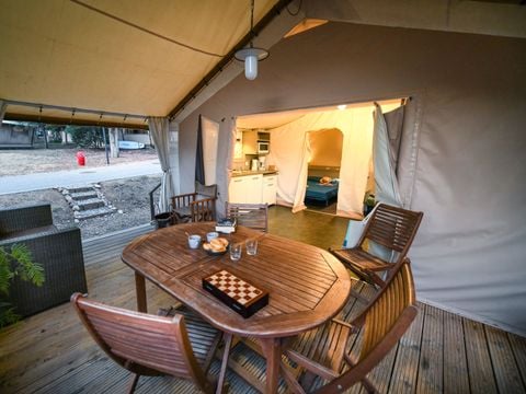 TENTE TOILE ET BOIS 4 personnes - LODGE MAASAI