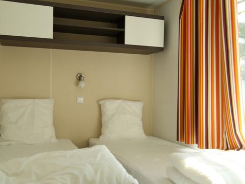 MOBILHOME 8 personnes - PRESTIGE 3 Ch Clim et TV