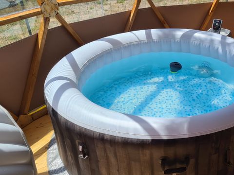 Hébergement 2 personnes - Wigwam & SPA + cadeau de bienvenue