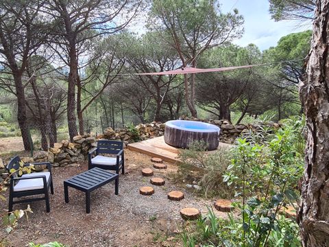 HÉBERGEMENT INSOLITE 2 personnes - Tipi & Spa + cadeau de bienvenue