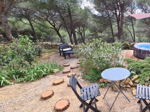 HÉBERGEMENT INSOLITE 2 personnes - Tipi & Spa + cadeau de bienvenue