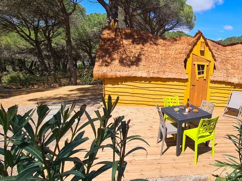 HÉBERGEMENT INSOLITE 2 personnes - Cabane Enchantée