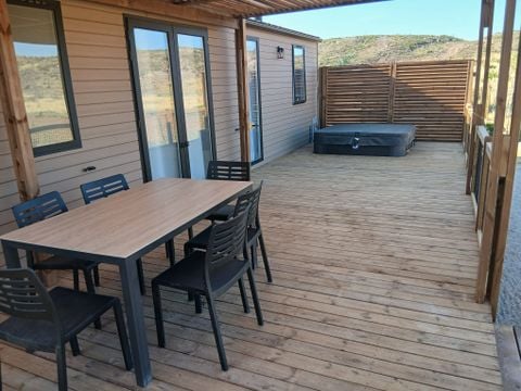 MOBILHOME 6 personnes - Cottage Signature + Jacuzzi