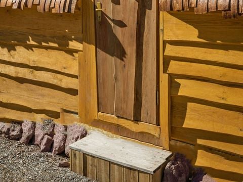 HÉBERGEMENT INSOLITE 4 personnes - Mini Cabane Magique Insolite Premium