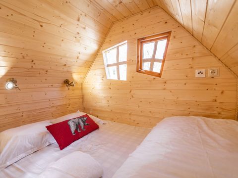 HÉBERGEMENT INSOLITE 4 personnes - Mini Cabane Magique Insolite Premium