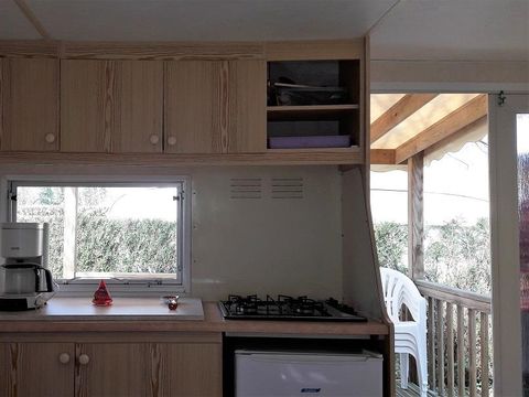 MOBILHOME 4 personnes - (sans sanitaires)