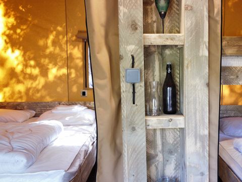 Tente en toile et en bois 5 personnes - Eco-Lodge - SAVANE