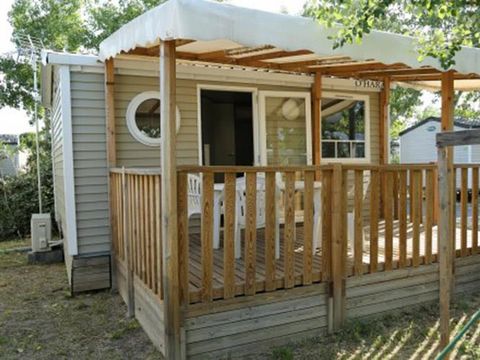 Mobilhome 2 personnes - Confort 18m² - 1 chambre - TV - Clim