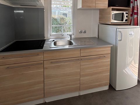 Mobilhome 4 personnes - Standard 22m² - 2 chambres - TV