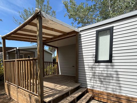 Mobilhome 4 personnes - Confort 24m² - 2 chambres - TV - Climatisé