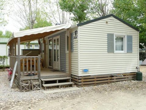 Mobilhome 6 personnes - Confort 28m² - 3 chambres - TV - Clim