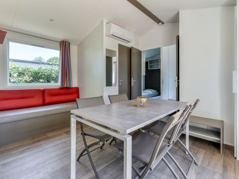 Mobilhome 6 personnes - Premium 30m² - 3 chambres - TV - Clim - Lave vaisselle ou lave linge
