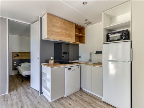 Mobilhome 4 personnes - Premium Plus 31m2 - 2 chambres - +TV+Clim+Draps+Serviettes+Lits faits+Ménage inclus