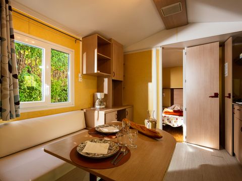 MOBILHOME 4 personnes - Mobil Home Esseentiel : 4personnes (2 chambres, climatisation)