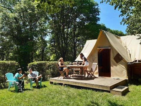 Tente en toile et en bois 4 personnes - Lodge Confort
