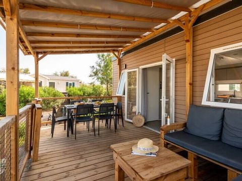MOBILHOME 6 personnes - Mobil-home | Premium | 3 Ch. | 6 Pers. | Terrasse Lounge | Clim. | TV