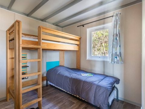 CHALET 5 personnes - Chalet | Comfort | 2 Ch. | 5 Pers. | Terrasse surélevée | Clim. | TV