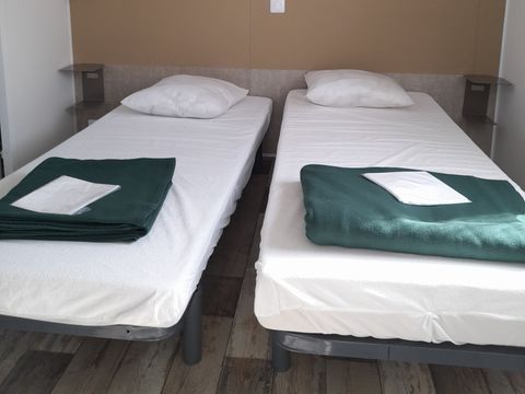 MOBILHOME 4 personnes - confort 2 chambres/2 salles d'eau/2wc