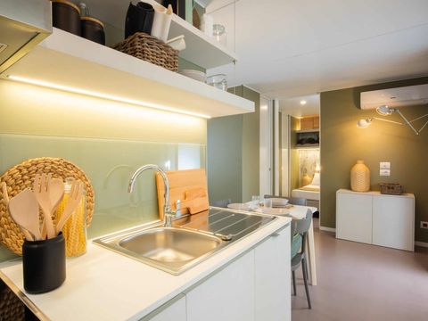 Mobilhome 4 personnes - Lodge - 2 à Vue mer clim. Plancha