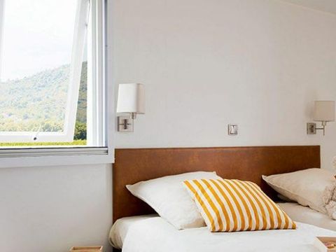 Mobilhome 4 personnes - Lodge - 2 à clim. Plancha