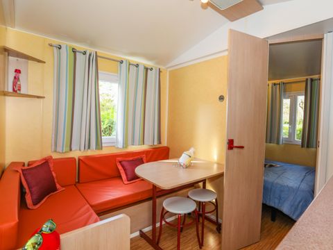 MOBILHOME 4 personnes - Standard 16m² - 2 chambres, sans sanitaires + terrasse couverte