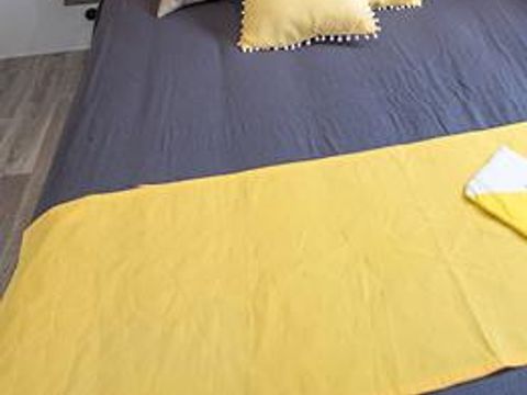 MOBILHOME 2 personnes - Confort 20m² - 1 chambre + terrasse intégrée