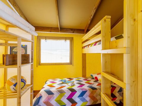 TENTE TOILE ET BOIS 5 personnes - Lodge Cotton Confort 32m² - 2 chambres + terrasse couverte