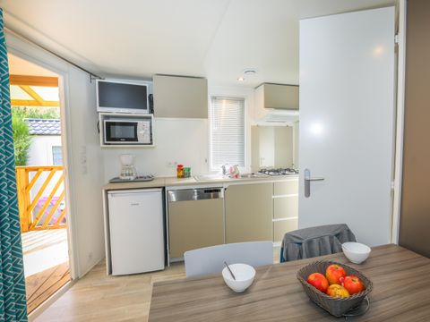 MOBILHOME 4 personnes - Loggia Confort 30m² - 2 chambres + TV + terrasse