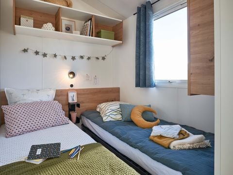 MOBILHOME 6 personnes - NEW 2023// Mobil-Home Premium 33m² 3 Chambres + Terrasse couverte + TV + LV