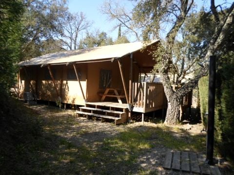 HÉBERGEMENT INSOLITE 6 personnes - Bergerie Lodge - 2 chambres et 1 lit cabane